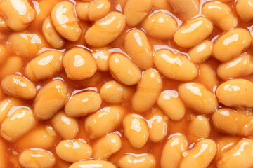 Top view of baked beans in tomato sauce