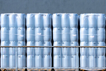 new and clean round plastic barrels or wide neck drum with lid and clamping ring. Plastic drums,...