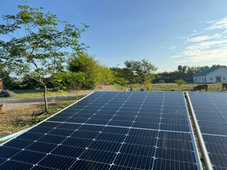 Solar cells on the roof, save the power