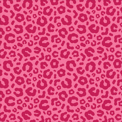 Simple pastel leopard skin print seamless pattern. Cheetah skin flat style background in retro boho colors. Hand drawn gender neutral pastel leopard print background. Cute and fun kids safari design.