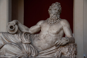 Statue