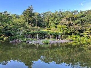 Obraz premium Pond in the Japanese garden at Naritasan park, Narita, Japan
