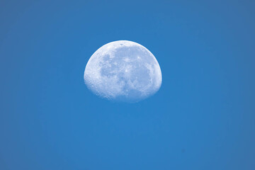 waning quarter (moon) on 18 April 2025 in brisbane