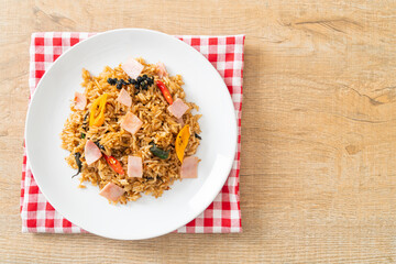 ham fried rice with herbs and spices