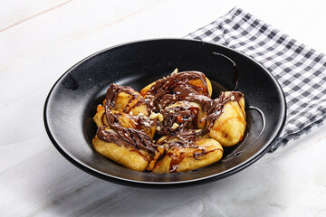 Sweet fried banana withchocolate