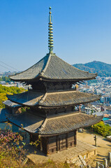 Obraz premium Senkoji is a historic Japanese temple in Senko-ji Park in Onomichi, Hiroshima, Japan.