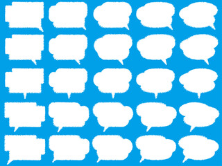 シンプルなフキダシ。かすれたクレヨンのようなラフな輪郭の白ベタのみ。柔らかい雰囲気。3
段。