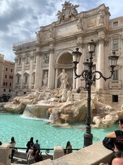 trevi fountain rome italy