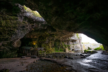 Smoo Cave in the Scottish Highlands captivates with its wide coastal opening and water-carved chambers. A wild and mysterious landscape, rich in natural wonder and atmosphere.