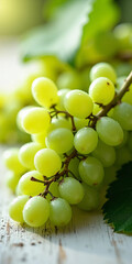 Fresh Green Grapes &ndash; Juicy Fruit Cluster with Natural Highlights, Water Droplets, and Grape Leaves on Clean Background &ndash; Perfect for Health, Food, and Product Advertising