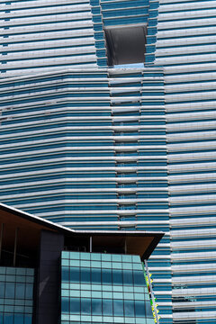 Innovative high-rise office building with skybridge architecture in Kuala Lumpur, Malaysia