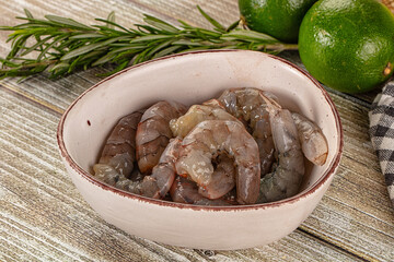 Raw peeled shrimp for cooking