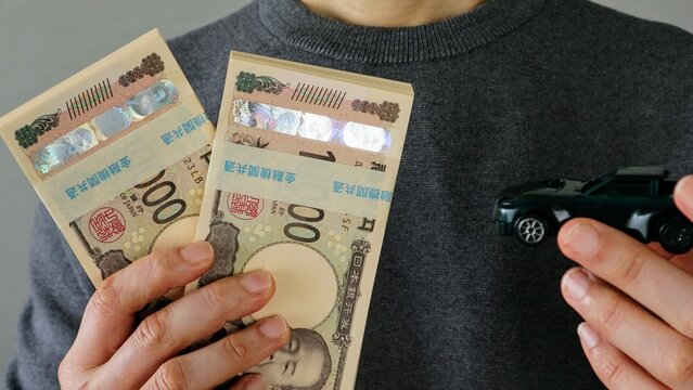 車の購入をイメージ