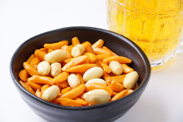 柿の種とビール