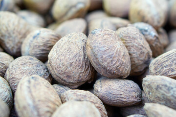 Kepayang, pangi or kaloa is a fruit used as a cooking spice known as keluak. It gives a blackish brown color, such as the use of rawon, brongkos, gabus picung, keluak spiced meat, and konro soup.