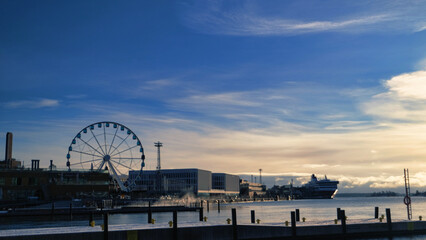 スカイウィールヘルシンキの朝やけ