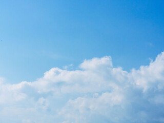 4月の山から　青空と雲08
