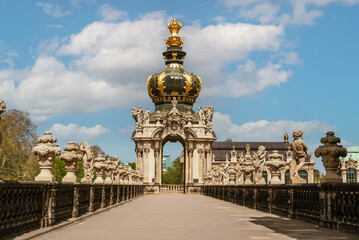 Sights of Dresden. Zwinger, Kronentor