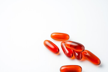 Oil filled capsules, softgel of food supplements, fish oil, omega 3, vitamin D3, vitamin E