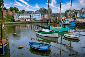 Le port de Saint-Goustan à Auray et ses vieux gréements