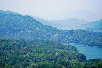 Naklejka premium pond at nuwary eliya in sri lanka