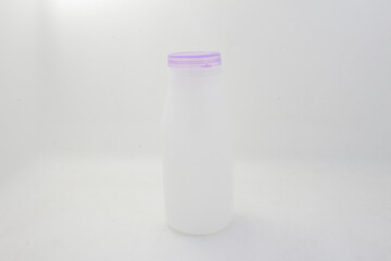 Minimalist Plastic Bottle with Purple Cap o