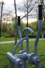 motocykl, bicykle, gras, woda, stary, park, charakter, metal, frajda, koła, jardin, fajka, huśtawka © Игорь Алексеевич