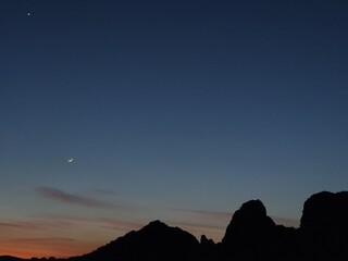 Luna de atardecer