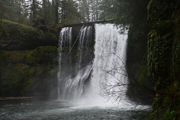 Upper north falls , silver falls state park , Oregon