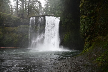 Upper north falls , silver falls state park , Oregon