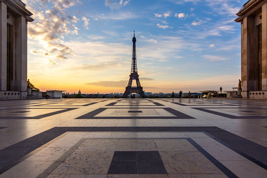 Eiffel tower seen from Trocadero square at sunrise, Paris, France - Powered by Adobe