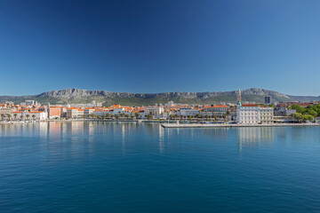 Fototapeta premium City of Split, Croatia in early morning - waterfront from the ferry
