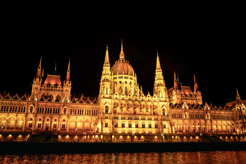 Fototapeta premium Hungarian Parliament - Budapest