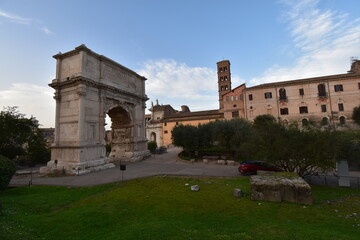 Roma citta dell'arte, architettura, storia, monumenti, fori Imperiali, Altare della Patria, vaticano, piazze e archi