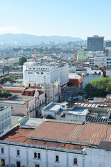 Vista aérea de la Septima avenida en el centro Histórico de la ciudad capital de Guatemala.