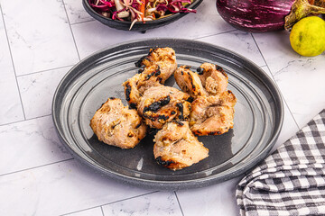 Afgani chicken kebab with white marinade