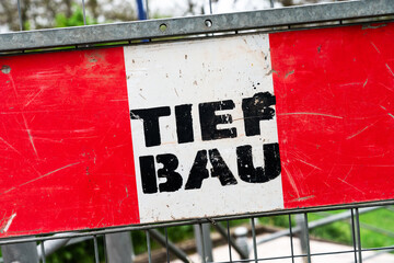 Tiefbau Verkehrszeichen