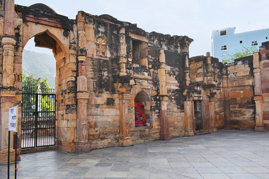 Ruins of 'Adhai Din Ka Jhonpra', a prominent tourist attraction and fine example of Indo-Islamic architecture, Ajmer, Rajasthan, India.