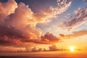 Obraz premium Golden Sunrise Sky with Clouds 