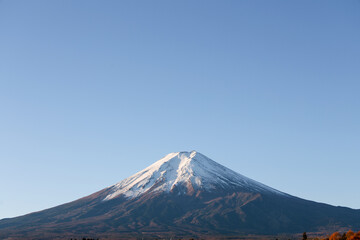 Fototapeta premium View of landscape fuji mountain in winter at Lake Kawaguchi