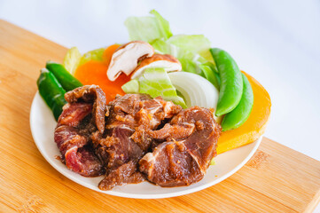 カラフル野菜と味付きジンギスカン