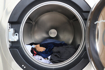 Washing machine and colorful laundry,Filling washing machine