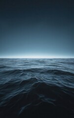 Obraz premium Blue Ocean Waves Under a Tranquil Sky at Twilight's Embrace