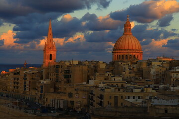 夕焼けのマルタ島