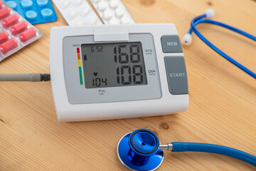 Digital device measuring blood pressure and pulse, ideal for personal health and hypertension monitoring