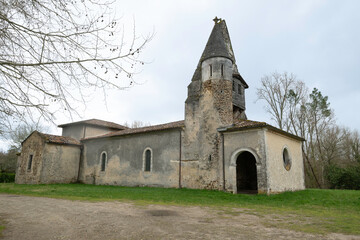 Fototapeta premium église Saint Pierre ès Liens, Biganon, Landes, 40, France