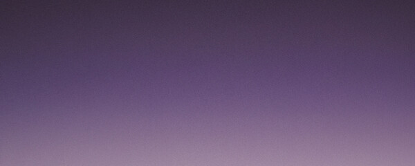 Subtle Lavender Twilight: A Gradient of Evening Hues Blurred with Noise