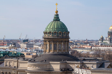 Obraz premium View of the dome of the Kazan Cathedral (Cathedral of Our Lady of Kazan) on an April day. Saint Petersburg, Russia