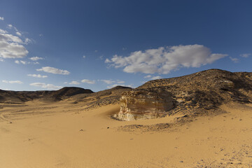 The beautiful colors of the Black Desert volcanic area, Egitto