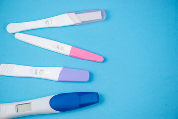 Positive pregnancy test, family planning with medical support. The topic of IVF, health and a conscious approach to motherhood.